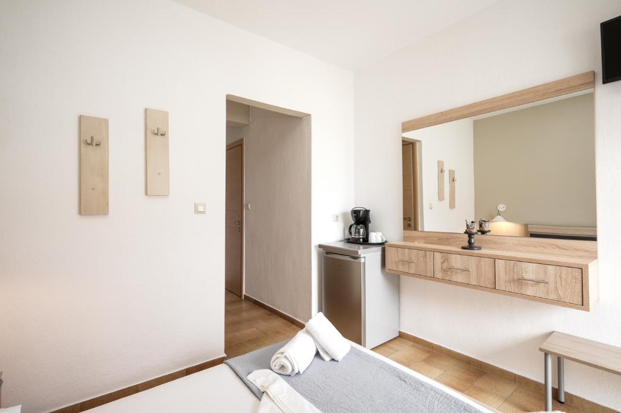 Haus Galini Apartment Сарти Екстериор снимка