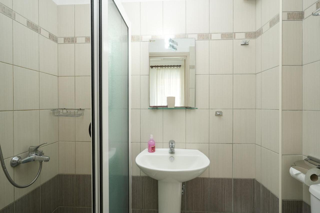 Haus Galini Apartment Сарти Екстериор снимка